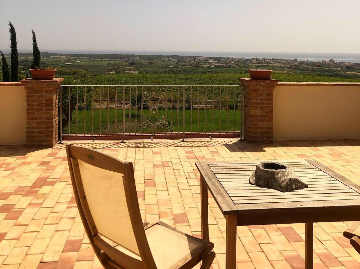 Agriturismo Donna Germana Cirò Marina Εξωτερικό φωτογραφία